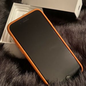 Black IPhone 7 128 G - Unlocked - USED 9/10