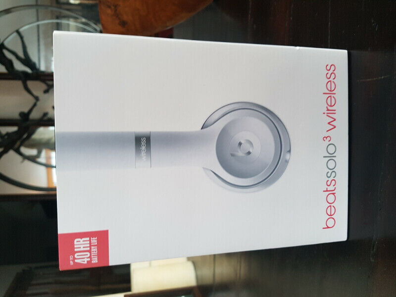 BEATS SOLO 3 Headphone (SILVER)